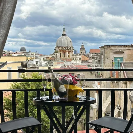 Apartment Il Balcone Su Antica Naples